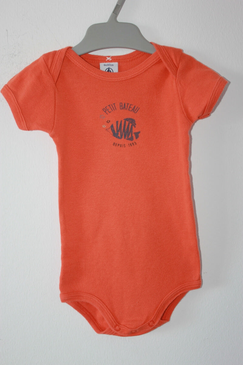 preloved unisex katoenen oranje romper met korte mouwen van petit bateau in maat 68