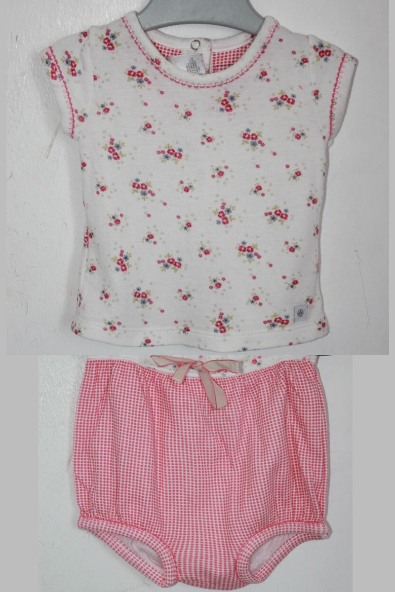 preloved katoenen zomers roze met ecru gebloemd 2-delig setje van petit bateau in maat 56 voor een baby meisje