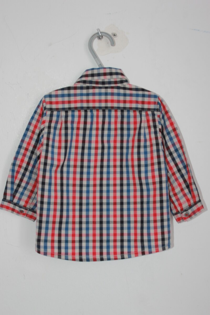 preloved katoenen geruit overhemd in multicolour met lange mouwen van petit bateau voor een baby jongen in maat 68