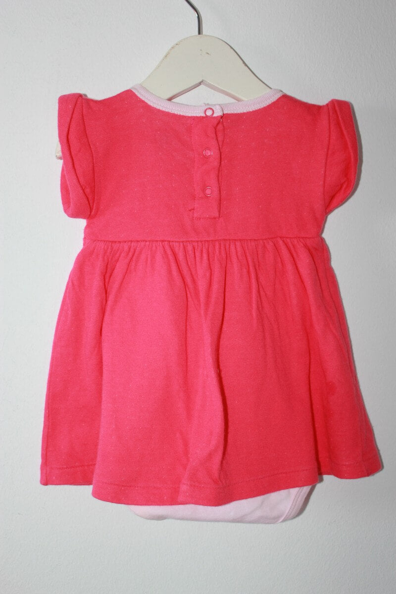 preloved katoenen zomerse fuchsia jurk met geintegreerde romper en korte mouwen van petit bateau in maat 62