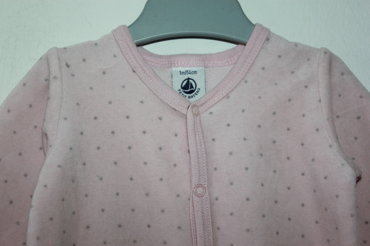 preloved lichtroze velours playsuit met grijze stipjes en lange mouwen van petit bateau in maat 56