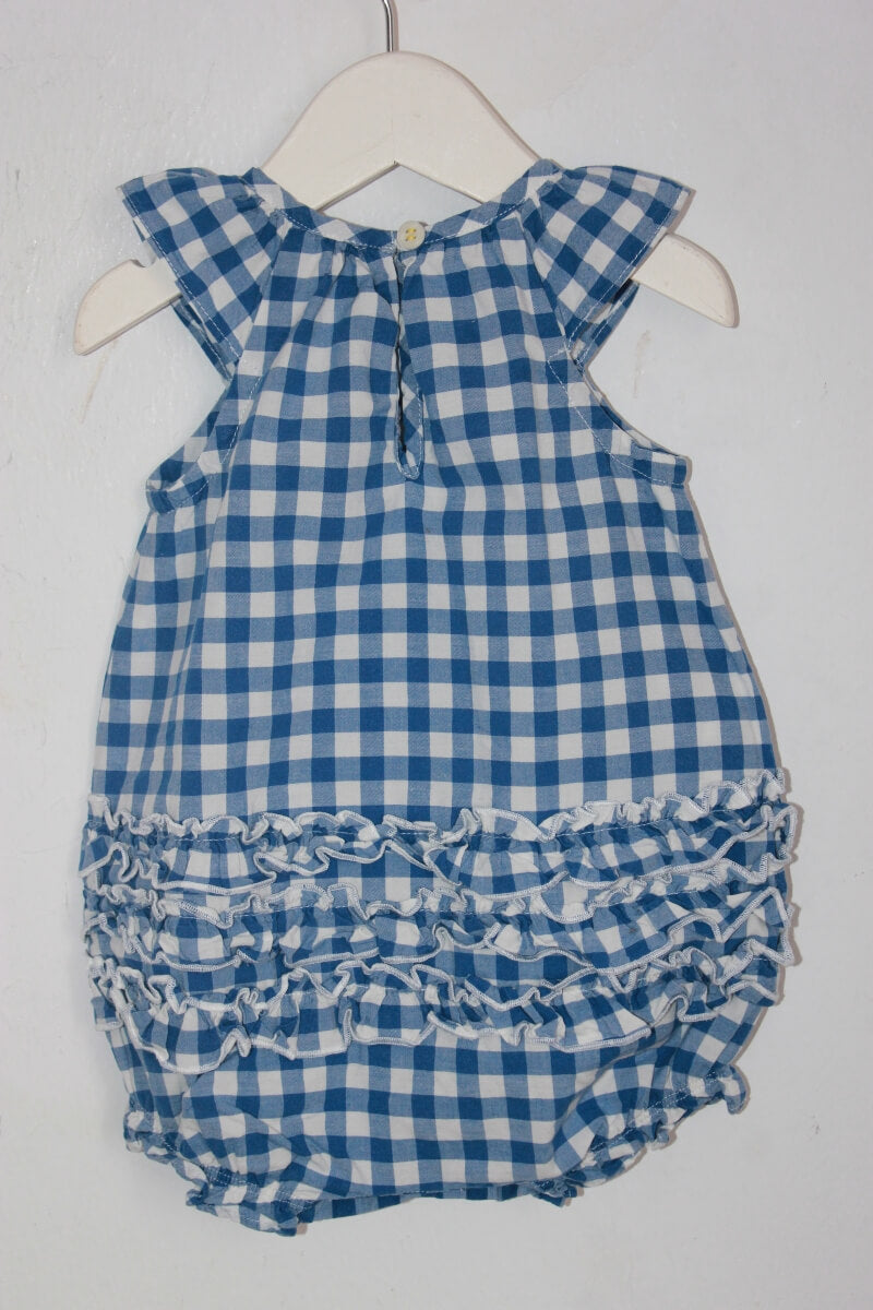 tweedehands katoenen zomerse blauw met wit geruite korte playsuit in maat 62 voor een baby meisje van petit bateau
