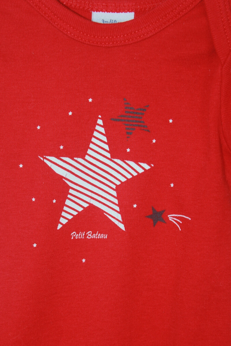 tweedehands unisex katoenen rode romper met lange mouwen in maat 62 van petit bateau