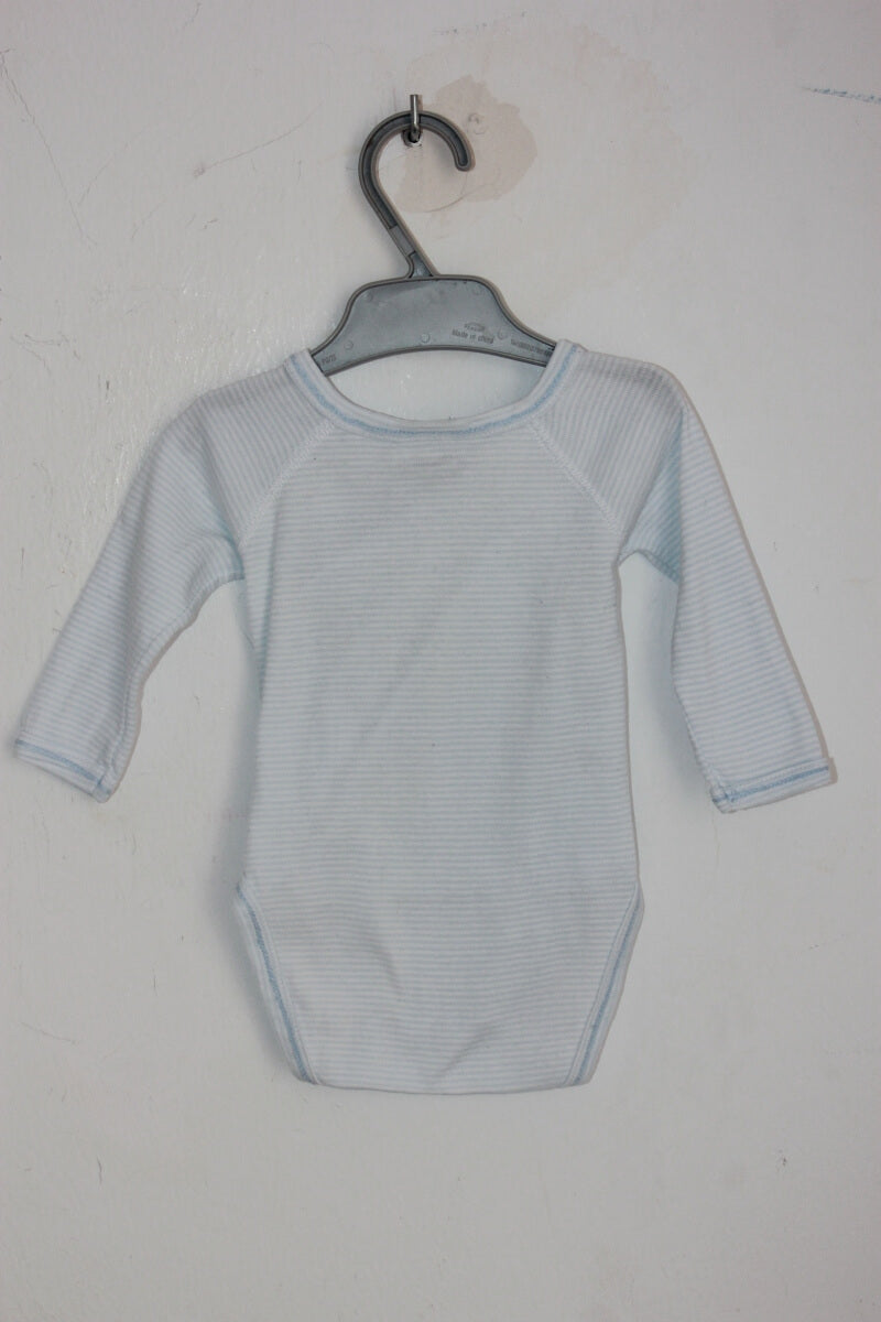 tweedehands unisex katoenen blauw-wit rompertje met lange mouwen in maat 62 van petit bateau