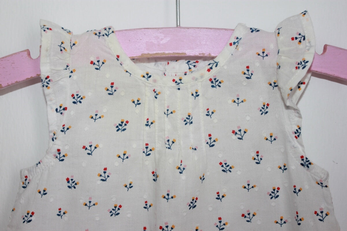 Tweedehands katoenen gebloemde blouse met korte volantmouwen in maat 62 van bout´chou