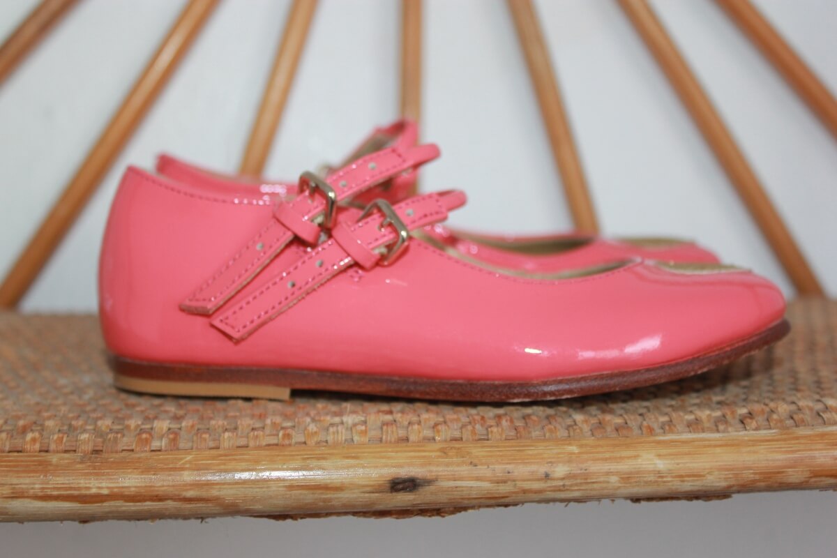 tweedehands roze schoenen met gouden hartjes maat 25 bonpoint