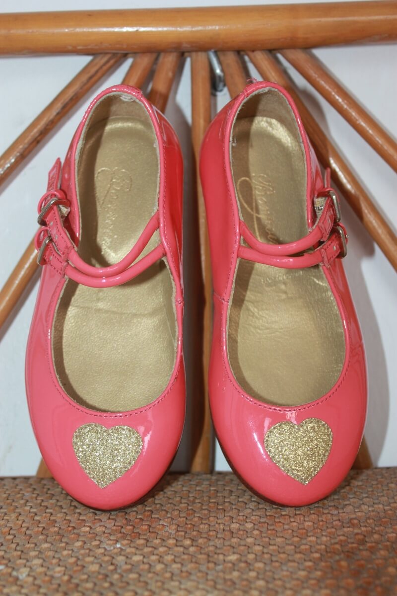 tweedehands roze schoenen met gouden hartjes maat 25 bonpoint