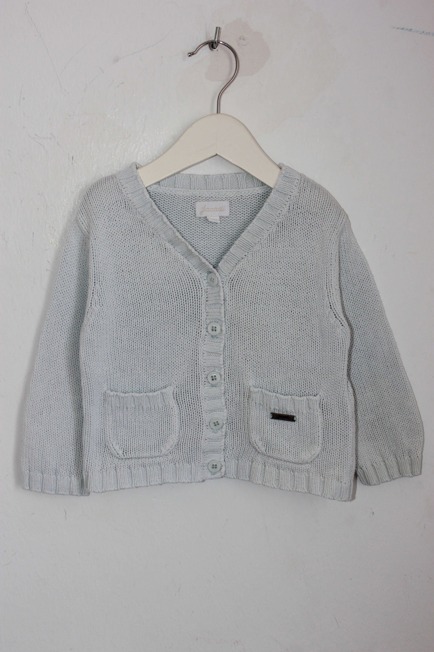 tweedehands lichtblauw vest jongen maat 74 jacadi