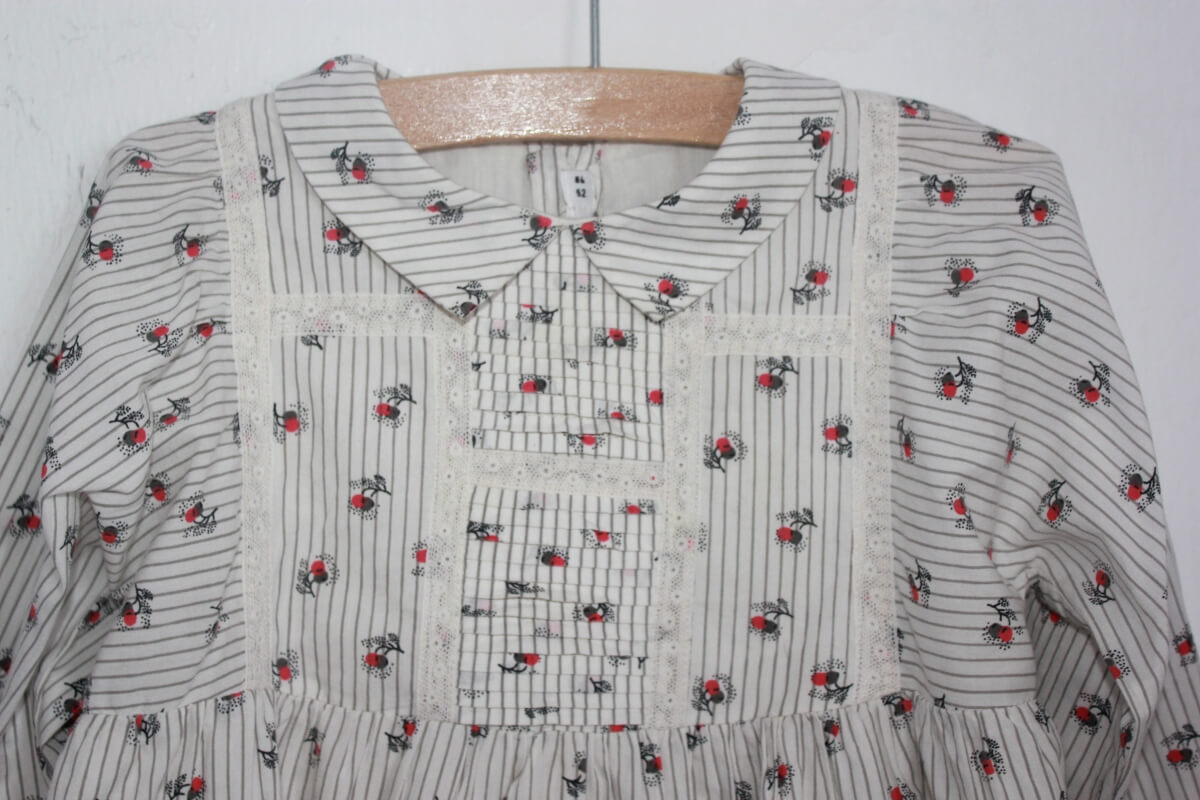 tweedehands katoenen gebloemde jurk in multicolour met lange mouwen van bonpoint in maat 86