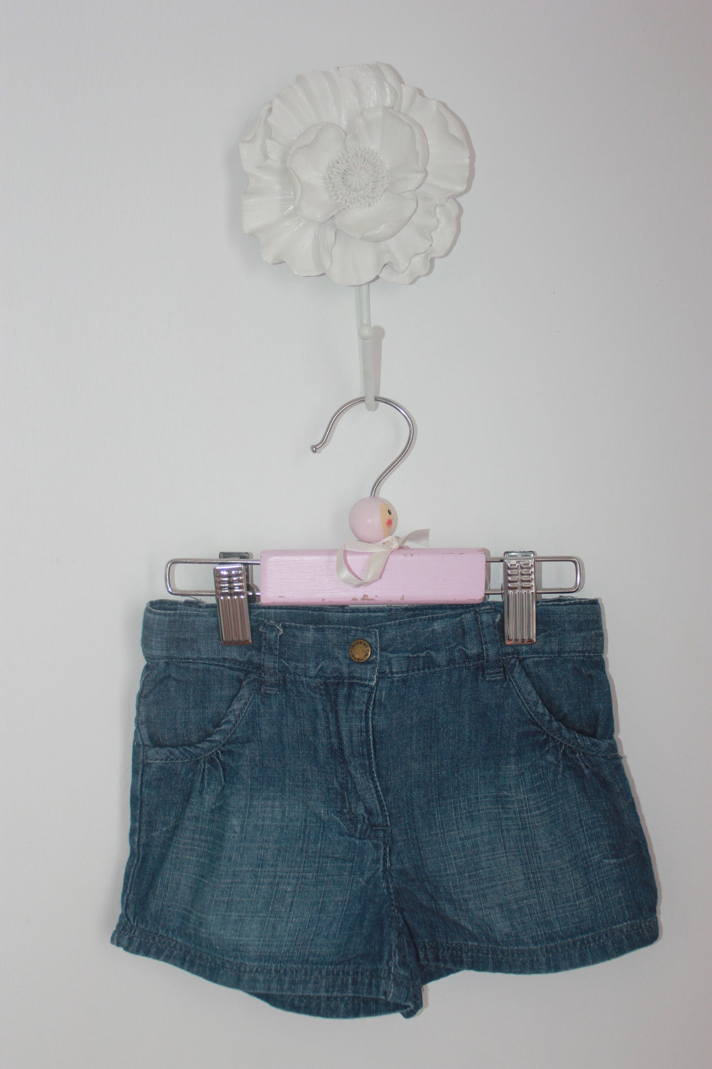 tweedehands katoenen denim korte broek in maat 92 voor een meisje van dpam