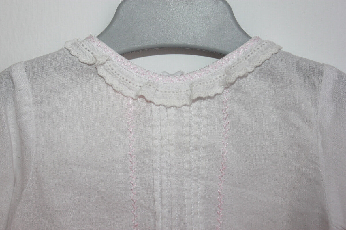 tweedehands witte blouse met lange mouwen in maat 62 voor een baby meisje van gocco