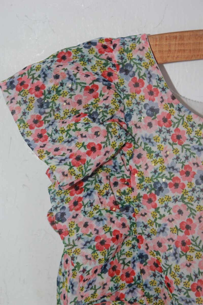 preloved gebloemde zomerse jurk in multicolour met korte volantmouwen, maat 116 van H&M