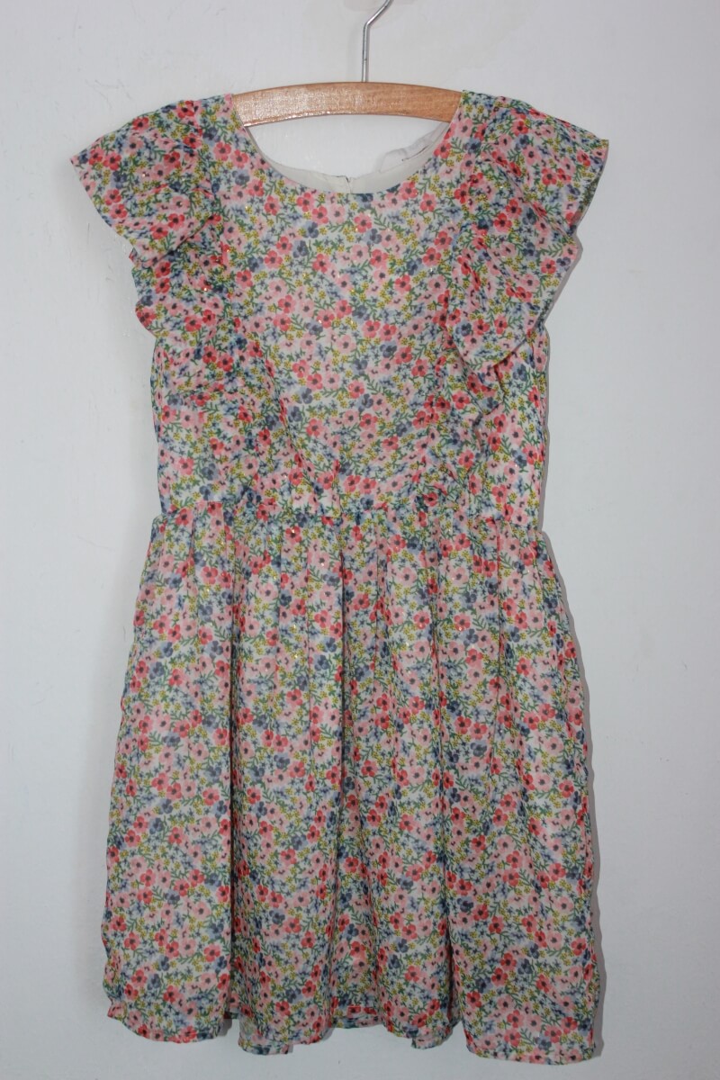 preloved gebloemde zomerse jurk in multicolour met korte volantmouwen, maat 116 van H&M