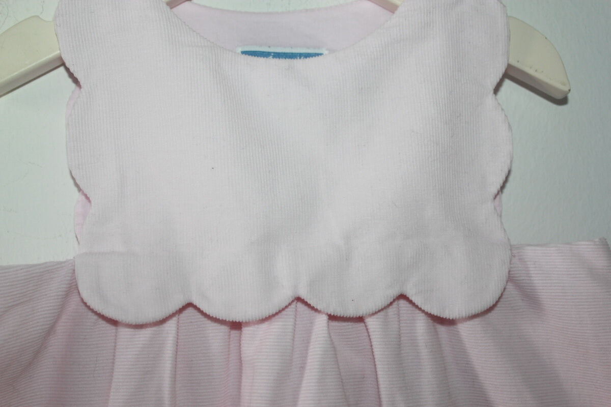 tweedehands mouwloze katoenen ribfluwelen roze jurk of overgooier in maat 74 voor een baby meisje van jacadi