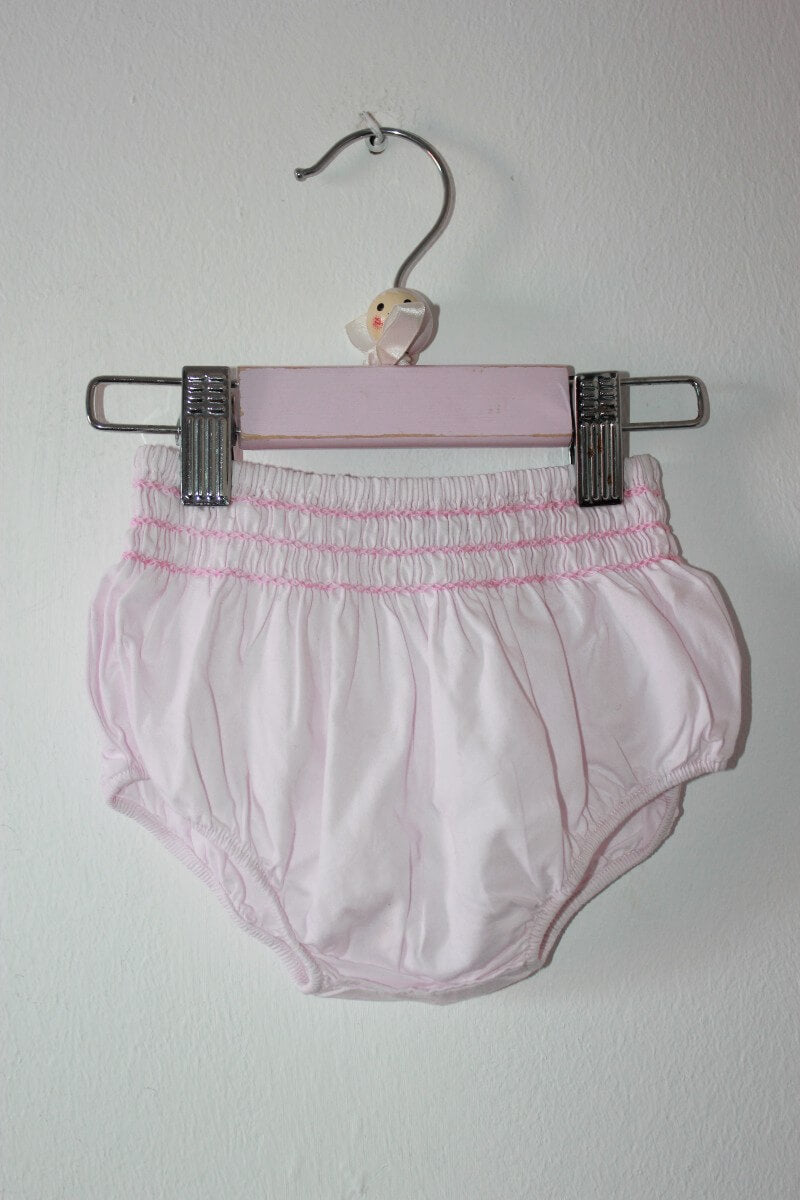 tweedehands katoenen zomerse mouwloze gesmokte roze jurk met bloomer in maat 62 voor een baby meisje van jacadi