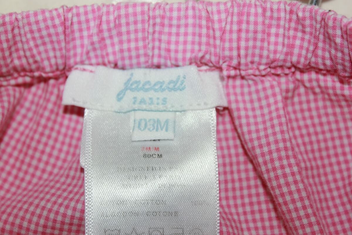 tweedehands zomerse roze-wit geruite lange broek in maat 62 voor een baby meisje van jacadi