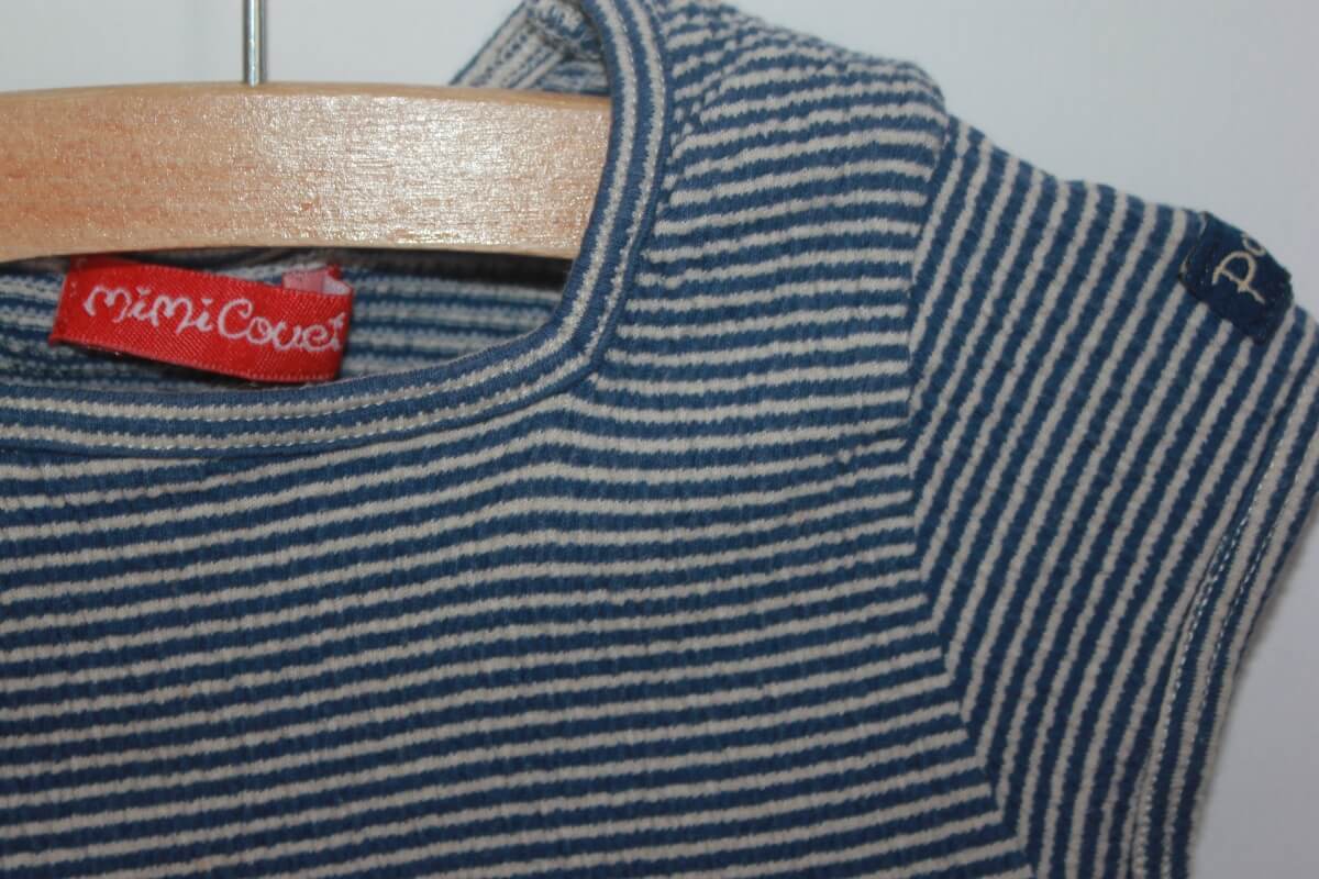 tweedehands blauw en creme gestreept shirtje met korte mouwen voor een meisje in maat 104 van mimi couette