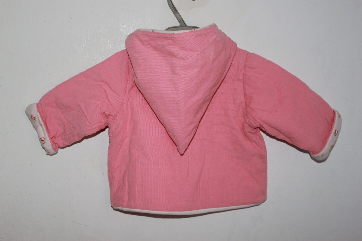 tweedehands katoenen zachte corduroy roze jas met capuchon en gebloemde voering in maat 62 van petit bateau