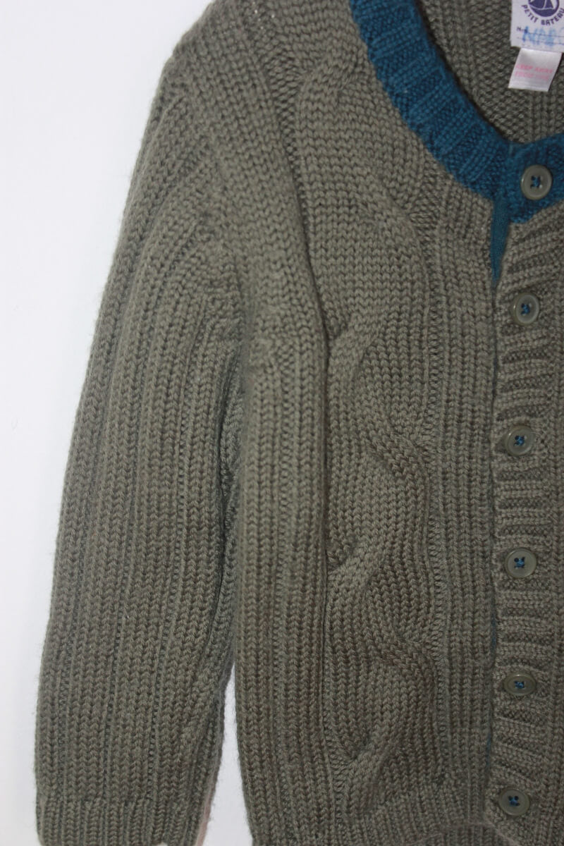preloved unisex groen warm wollen vest in maat 80 voor een baby van petit bateau