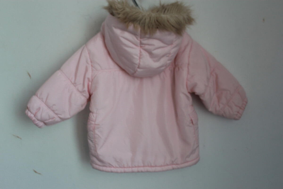 tweedehands roze winterjas met capuchon in maat 74 voor een baby meisje van jacadi