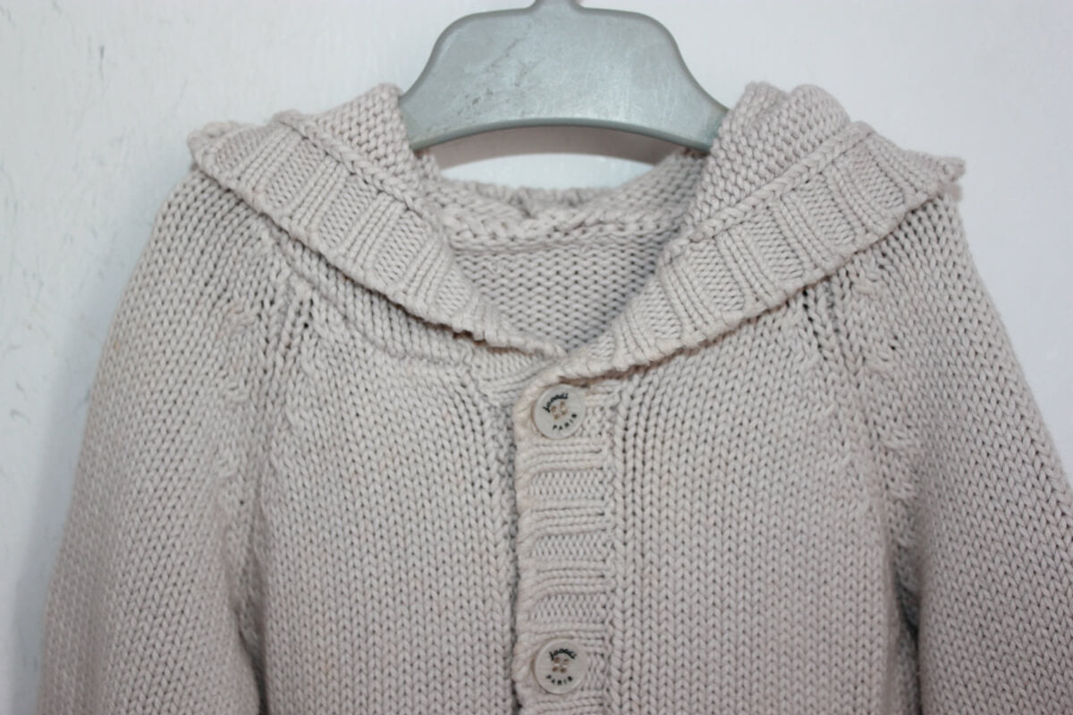 tweedehands unisex beige katoenen vest met capuchon in maat 68 voor een baby van jacadi