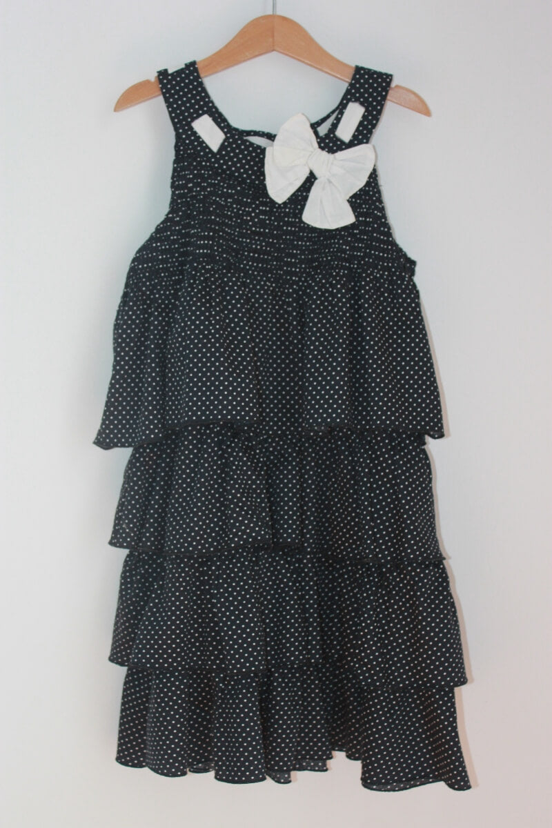 preloved katoenen zomerse mouwloze zwarte jurk met witte stipjes in maat 146 van zara