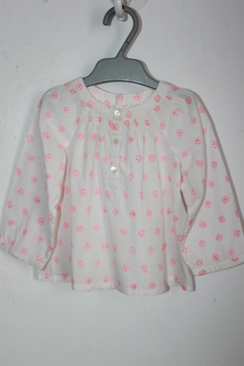 tweedehands katoenen witte blouse met fluo-roze stipjes en lange mouwen van bonpoint in maat 74