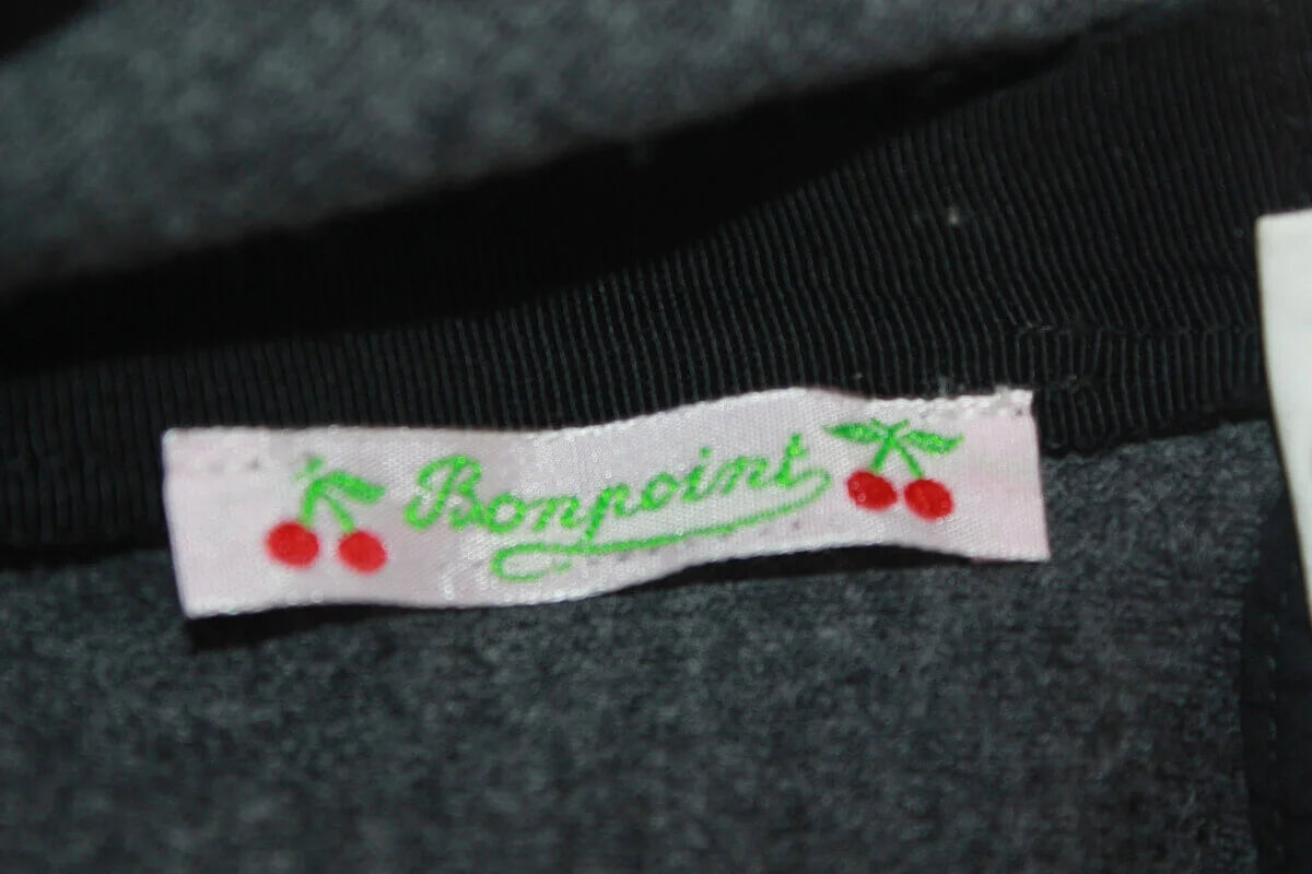 tweedehands grijze winterse jurk met wit kraagje en korte mouwen van bonpoint in maat 116