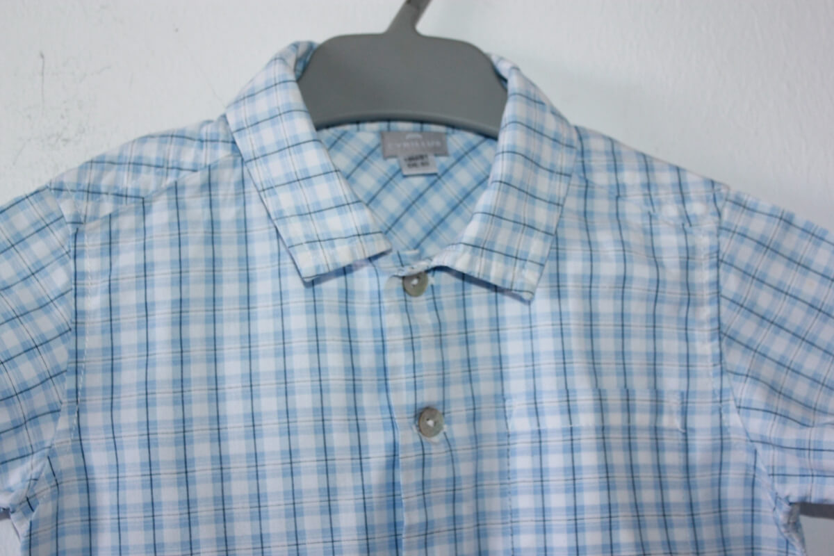 tweedehands-blauw-wit-geruit-overhemd-korte-mouwen-maat-80-baby-jongen-cyrillus