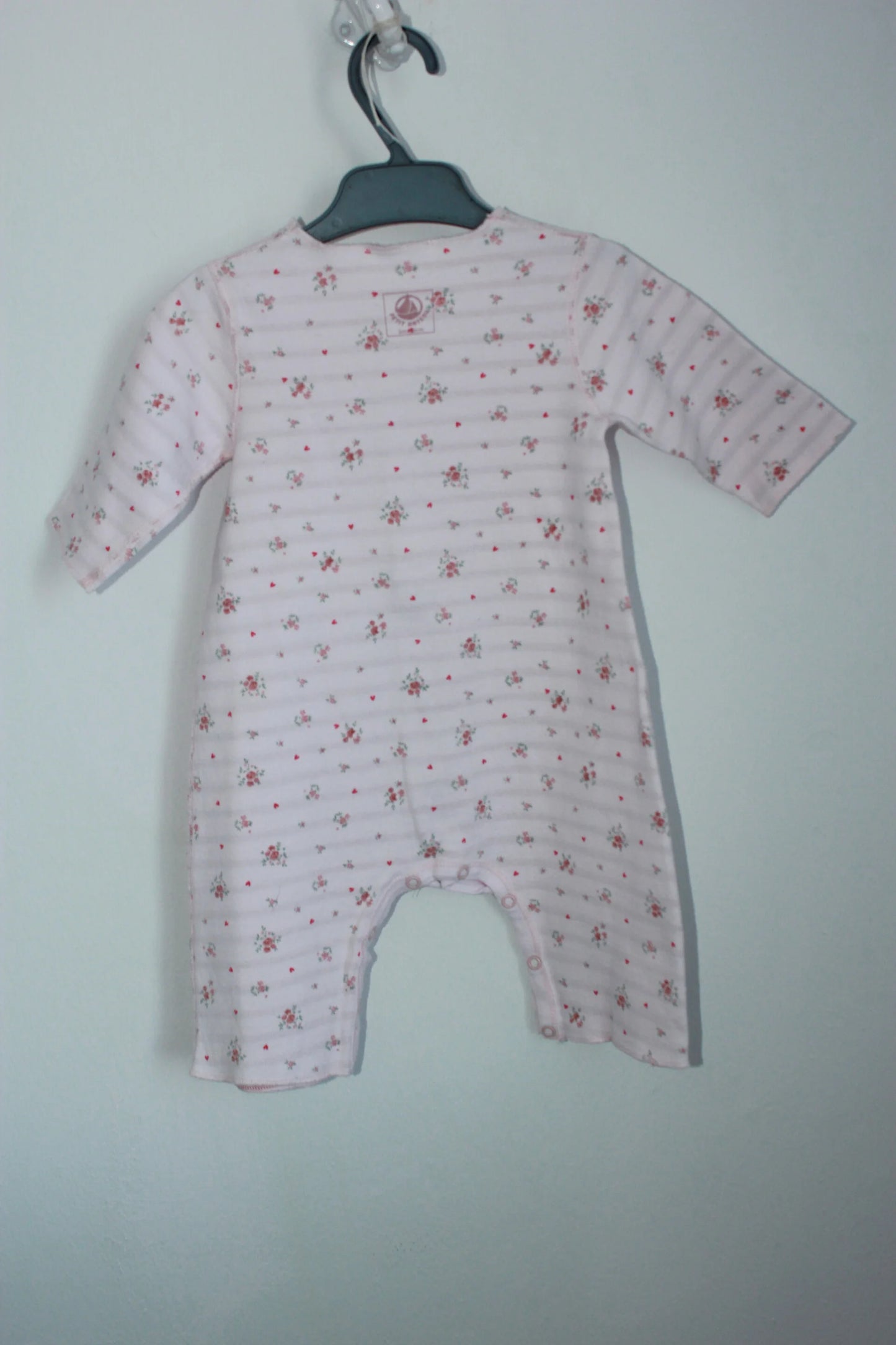 tweedehands-roze-gebloemd-boxpakje-petit-bateau-maat¥62