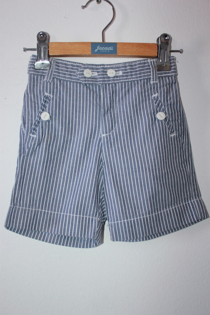 tweedehands grijs met wit gestreepte katoenen korte broek van jacadi in maat 68 voor een baby jongen