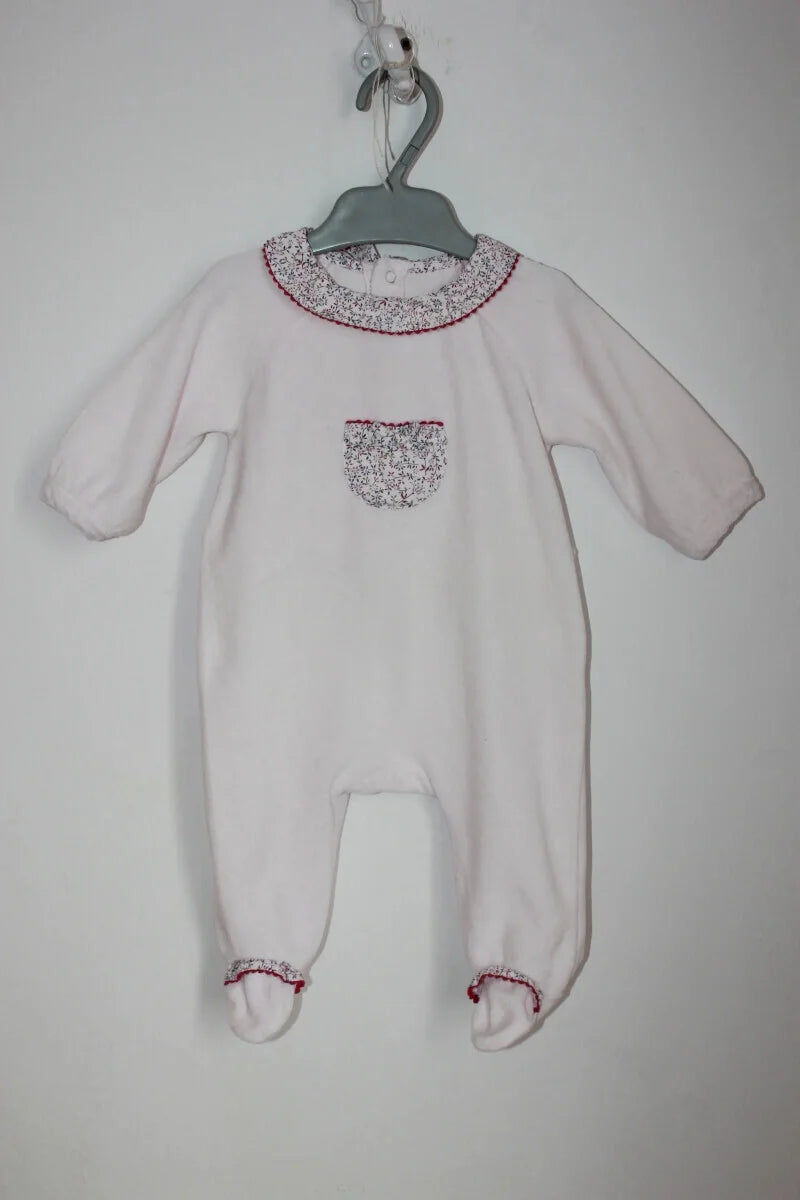 tweedehands roze velours playsuit van jacadi in maat 62 voor een baby meisje