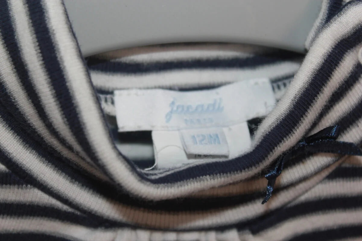 tweedehands donkerblauw met wit gestreepte katoenen jacadi romper met col en lange mouwen in maat 74 voor een baby meisje