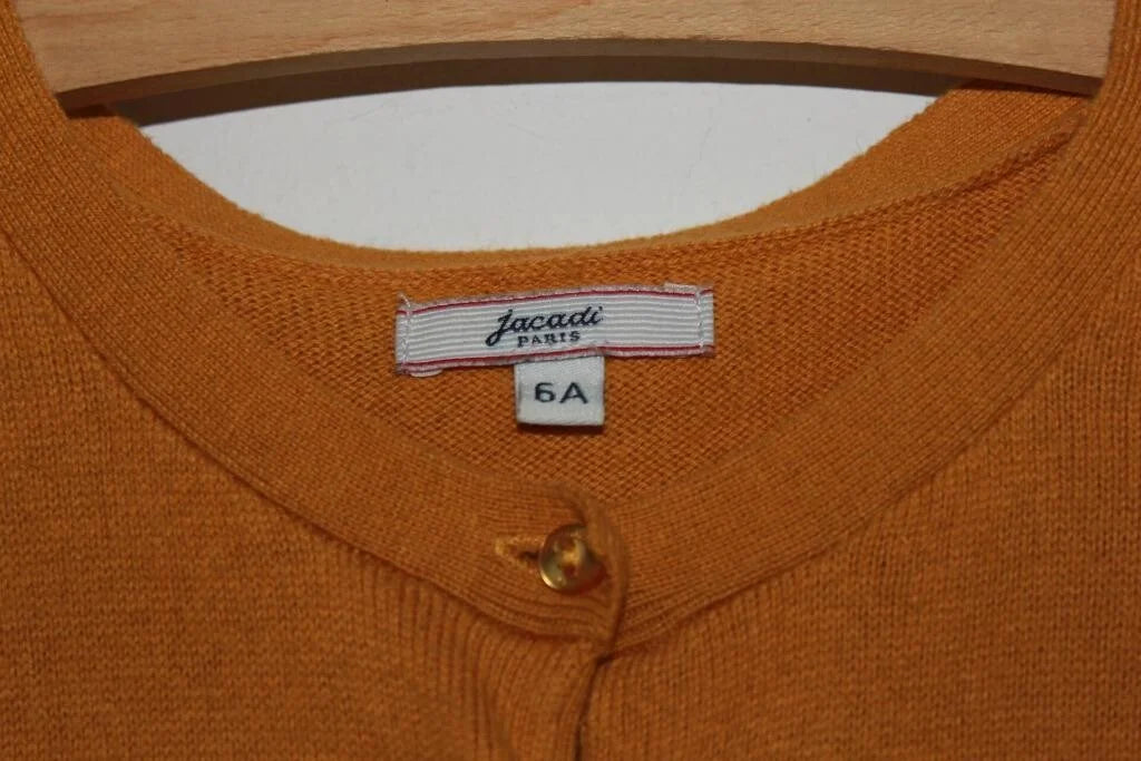 tweedehands mosterdgeel jacadi vest in maat 116 voor een meisje