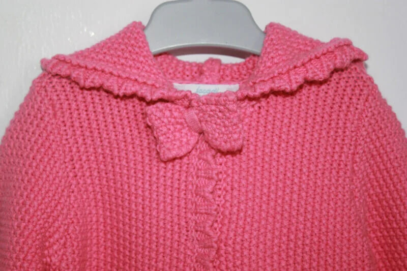 tweedehands koraalroze vest met capuchon van jacadi in maat 62 voor een baby meisje