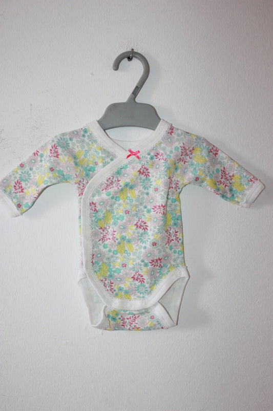 preloved katoenen gebloemde overslagromper in multicolour met lange mouwen van petit bateau in maat 46 (prematuur)