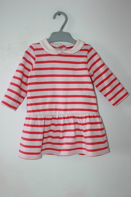 preloved katoenen roze gestreepte jurk met lange mouwen en een wit kraagje van petit bateau in maat 68