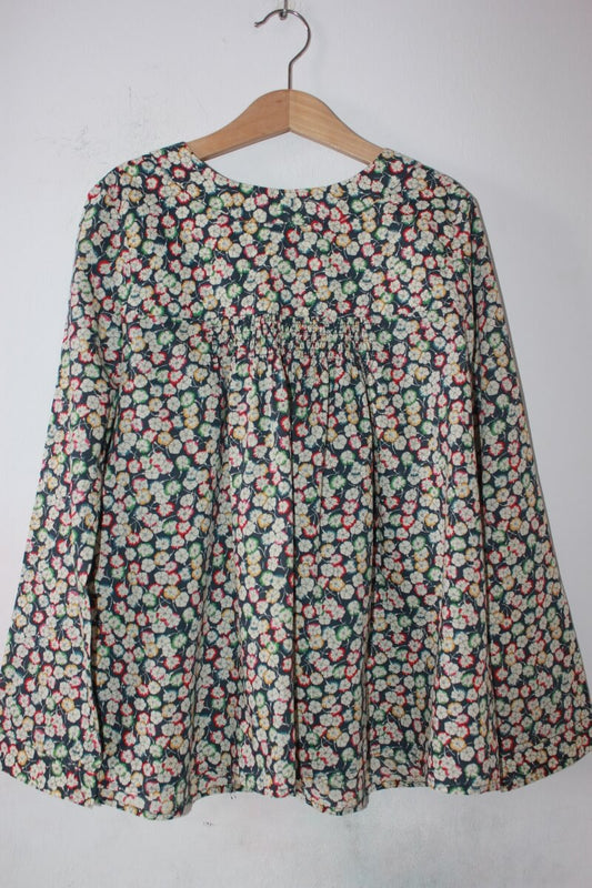 tweedehands katoenen gesmockte liberty blouse in multicolour met lange mouwen van bonpoint, maat 146-152
