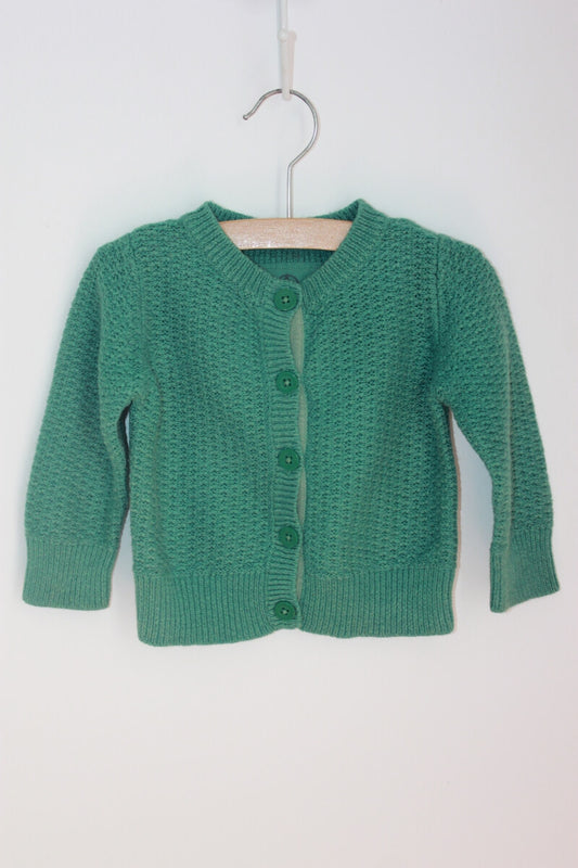 tweedehands groen vest maat in maat 80 voor een baby meisje van petit bateau