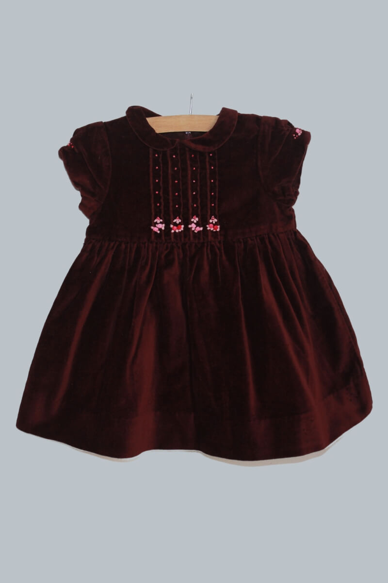 tweedehands-bordeaux-roze-fluwelen-feestelijke-jurk-korte-mouwen-maat-68-baby-meisje-jacadi