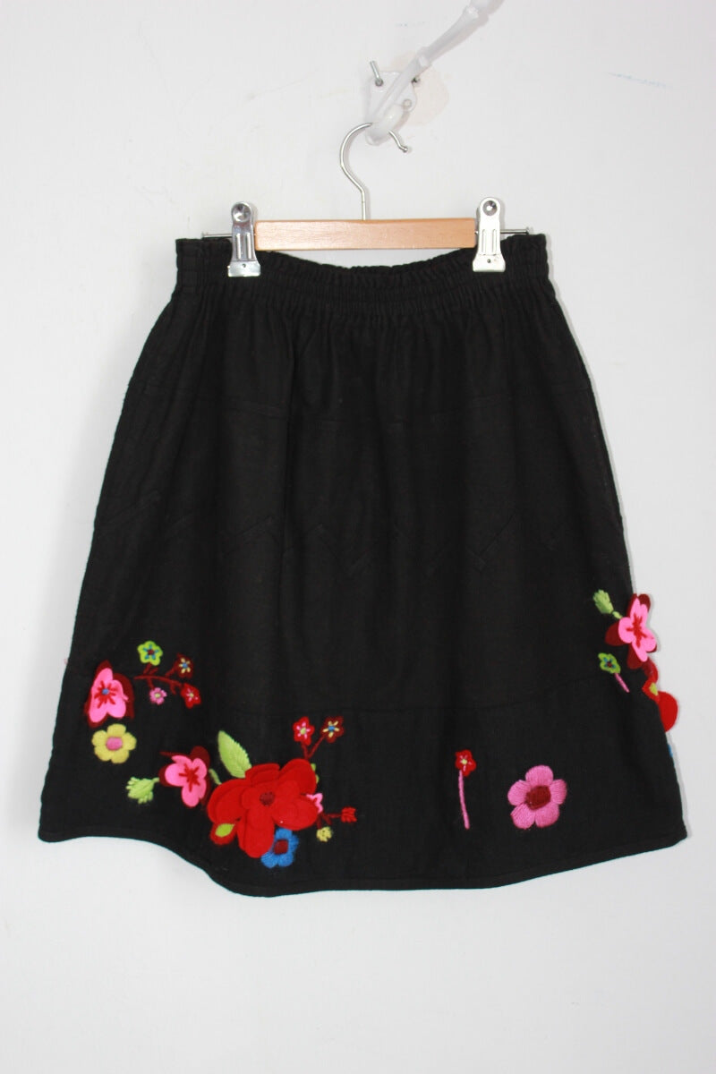 tweedehands-zwarte-rok-bloemen-maat-128-meisje-sonia-rykiel