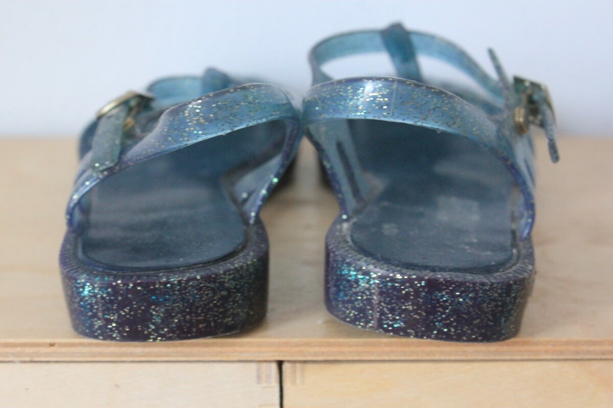 tweedehands-blauwe-glitter-watersandalen-maat-29-meisje-igor