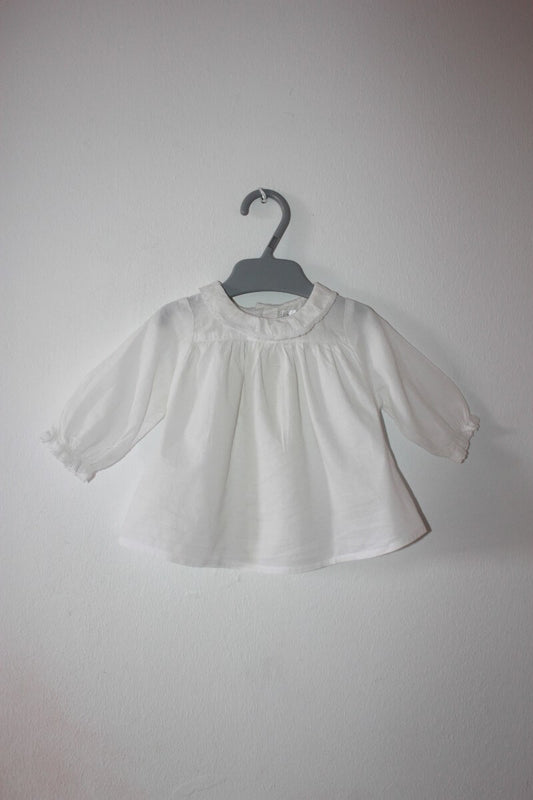 witte-blouse-lange-mouwen-volantkraag-maat-62-baby-meisje-boutchou