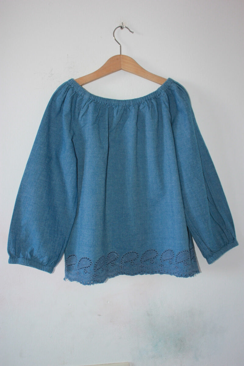 tweedehands-blauwe-blouse-lange-mouwen-maat-146-monoprix