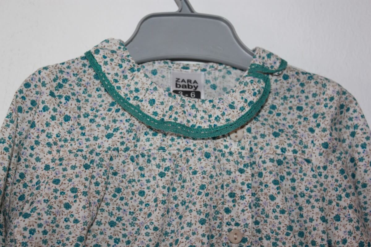 tweedehands-gebloemde-blouse-multicolour-lange-mouwen-volantkraagje-maat-62-baby-meisje-zara