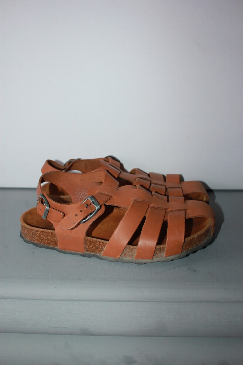 tweedehands-lichtbruine-leren-sandalen-maat-34-jongen-andre