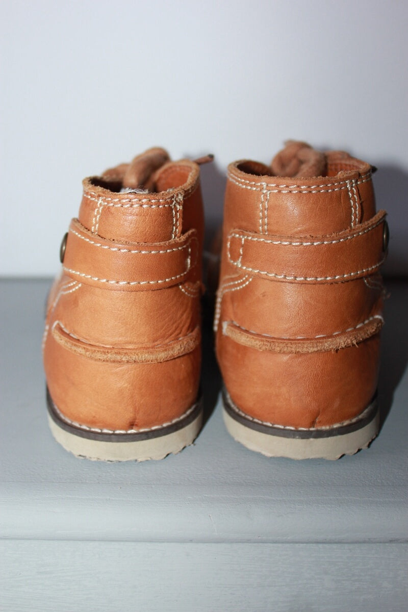 tweedehands-schoenen-leer-cognac-maat-34-unisex-cyrillus