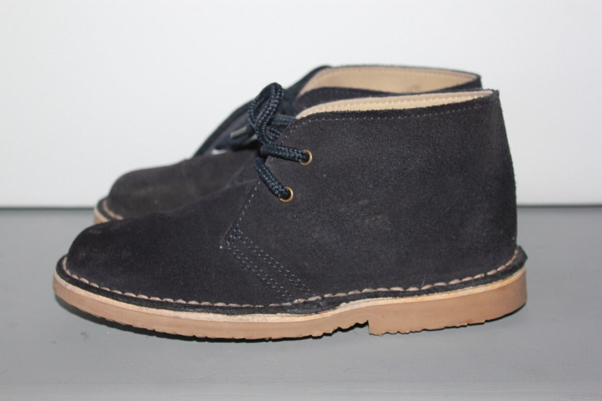 donkerblauwe-suede-desertboots-tex-maat-31-unisex