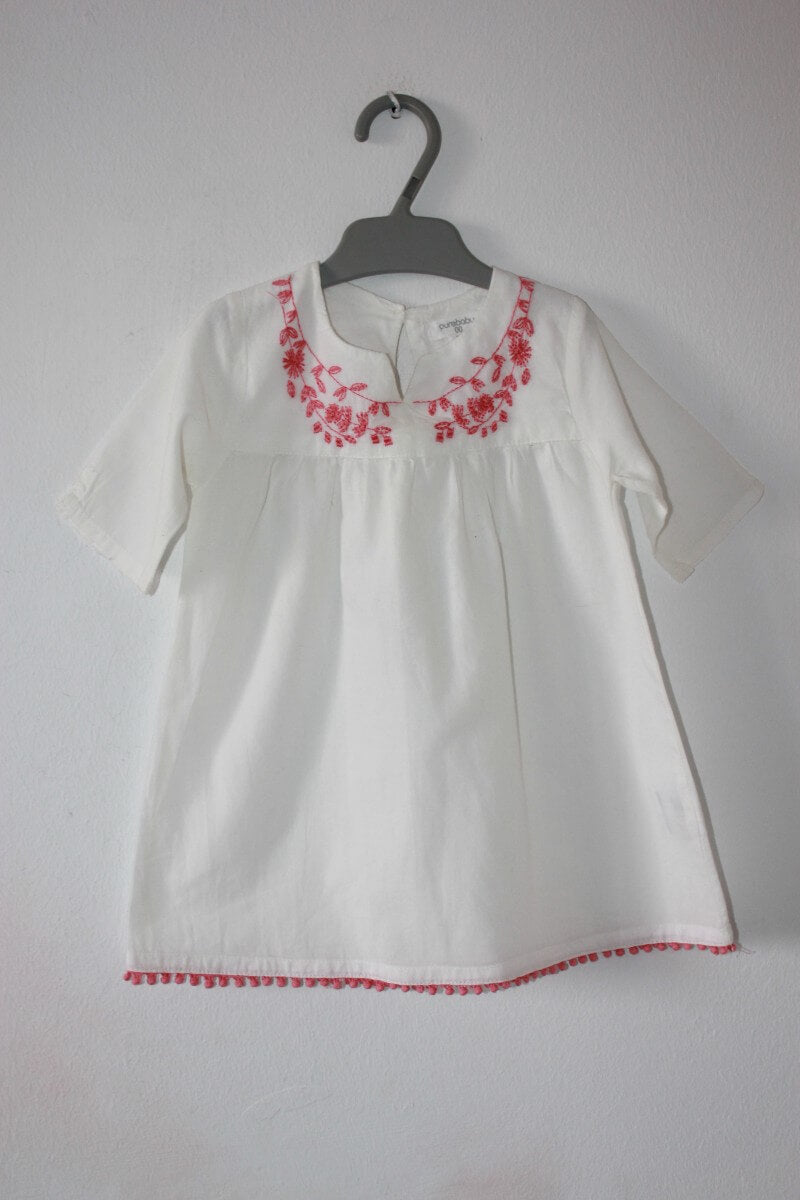 witte-zomerse-jurk-driekwart-mouwen-koraalroze-bloemen-maat-62-baby-meisje-pure-baby