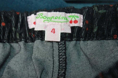 korte-ribfluwelen-broek-kersjes-maat-98-bonpoint-meisje